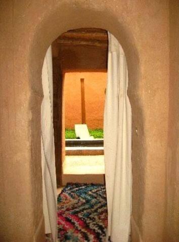 Kelaat-M'Gouna カスバー エイット モウサー Bed & Breakfast エクステリア 写真