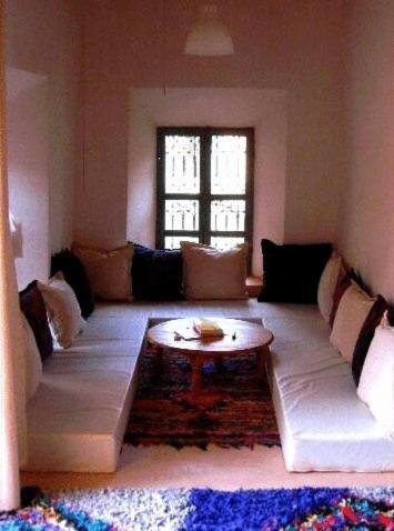 Kelaat-M'Gouna カスバー エイット モウサー Bed & Breakfast エクステリア 写真